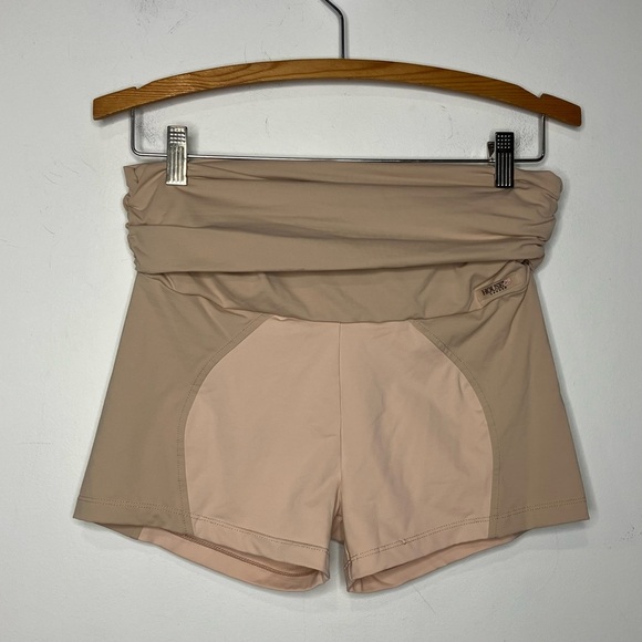 House of CB London tan bike shorts ruched waist size medium casual compression - Picture 1 of 6